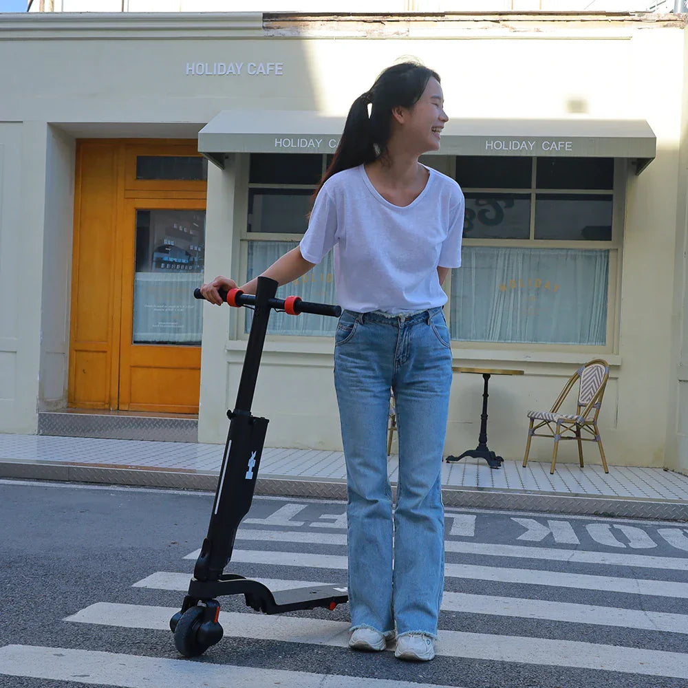 Scooter elettrico HX X6 con zaino